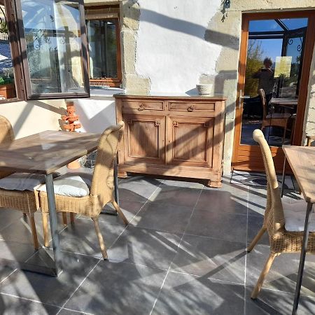 Les Hotes Du Lac, Chambres Et Tables D'Hotes Mandailles  Εξωτερικό φωτογραφία